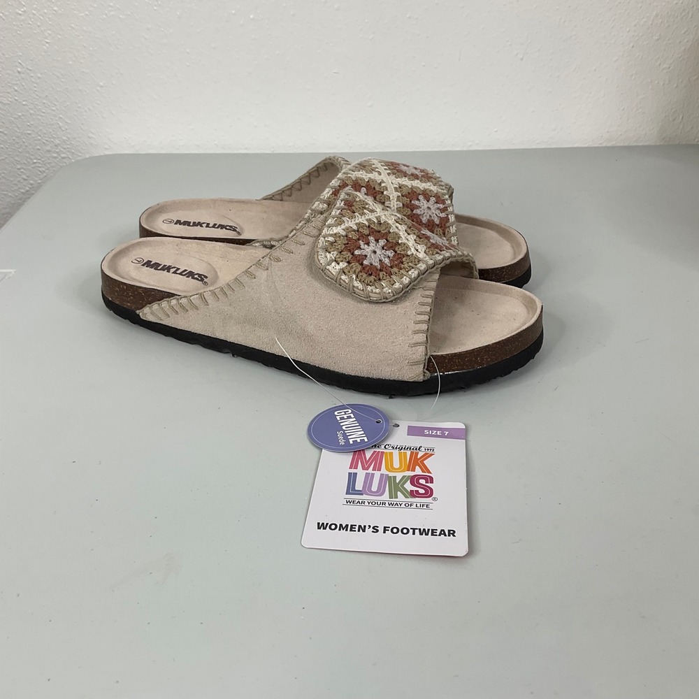 Muk Luks NWT Crochet Top Slide Sandals Size 7